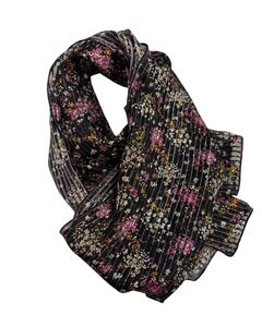 11 foulard en soie noir fleurs viollettes