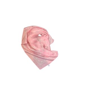 69 carré de soie rose