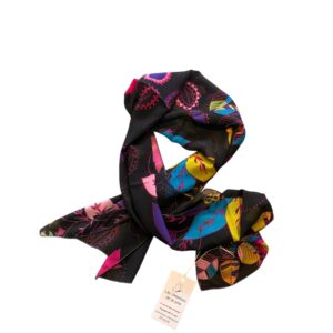 5 noir à fleurs colorés